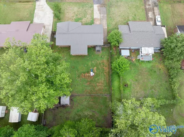 322 Woodall Lane, Scottsboro, AL 35768