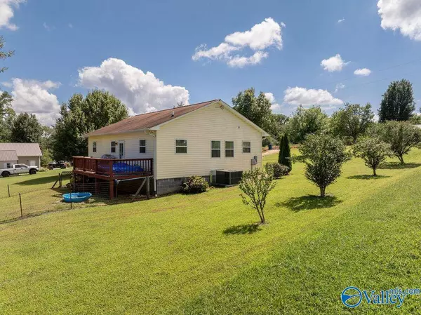 768 Mount Road, Scottsboro, AL 35769