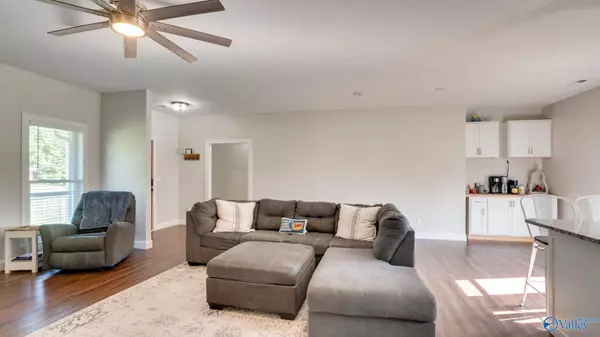 45 Lily Parker Road, Scottsboro, AL 35768