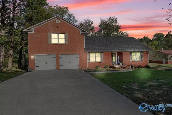 436 Pace Drive, Woodville, AL 35776