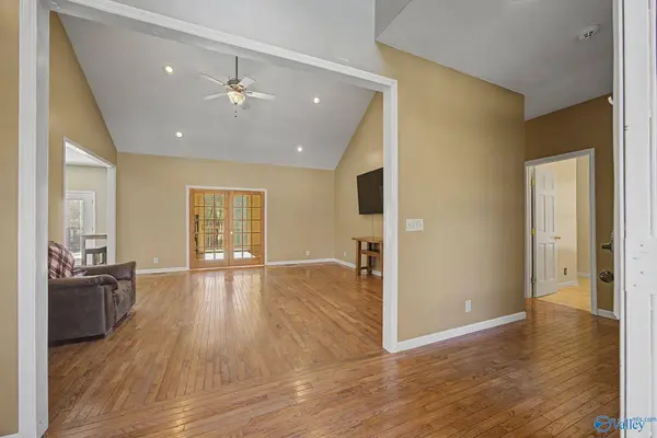 155 Iris Lane, Bridgeport, AL 35740