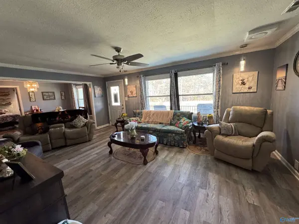 30773 Hwy 79, Scottsboro, AL 35768