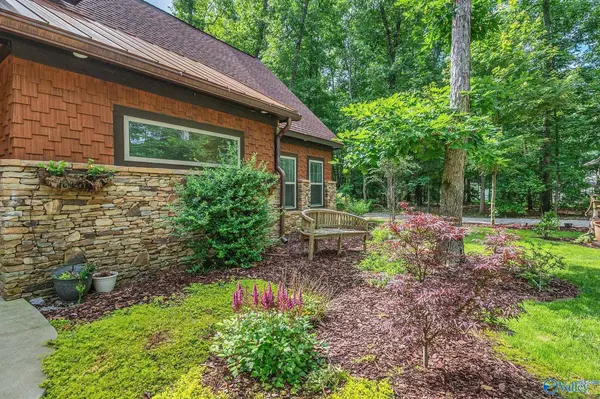 191 Luke Hicks Road, Hazel Green, AL 35750