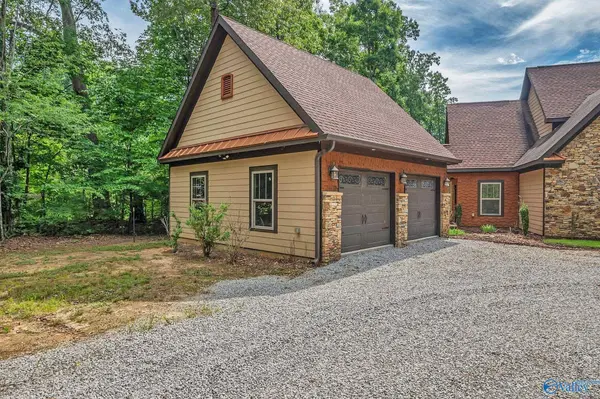 191 Luke Hicks Road, Hazel Green, AL 35750