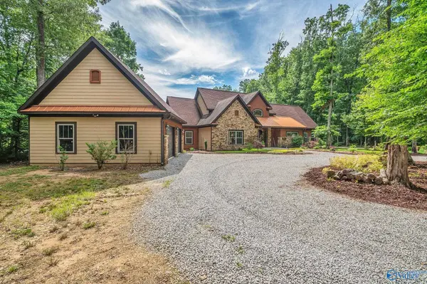 191 Luke Hicks Road, Hazel Green, AL 35750