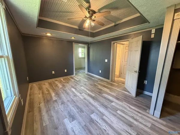 703 Tupelo Pike, Scottsboro, AL 35768