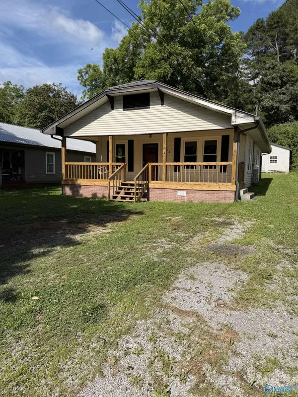 703 Tupelo Pike, Scottsboro, AL 35768