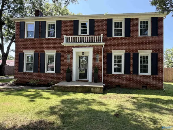 309 Hodges Street