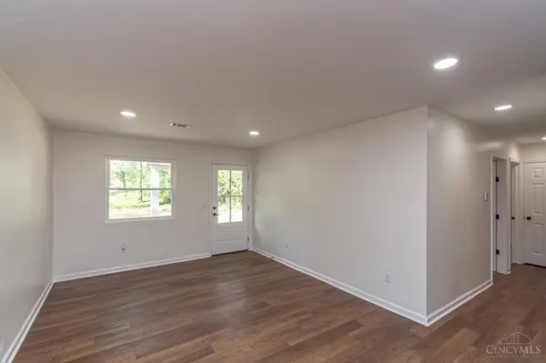 4010 Riverview Ave, Middletown, OH 45042