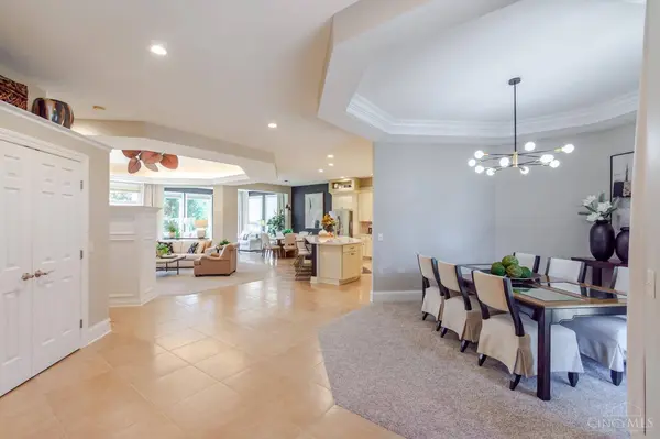 1384 Courtyard Pl, Centerville, OH 45458