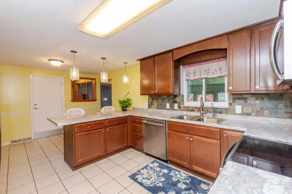 1014 Blossom Heath Rd, Lebanon, OH 45036