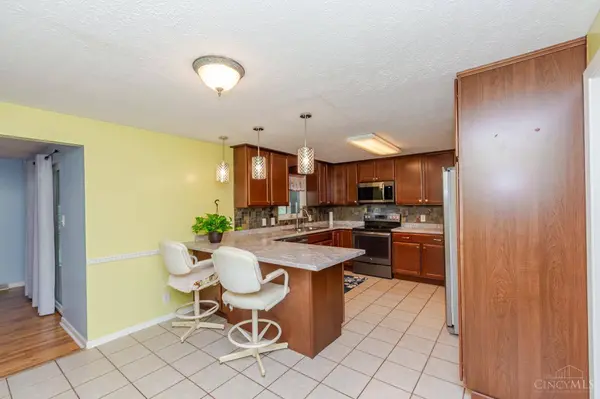 1014 Blossom Heath Rd, Lebanon, OH 45036