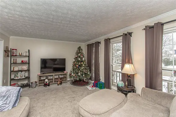 360 Wellington Way, Springboro, OH 45066