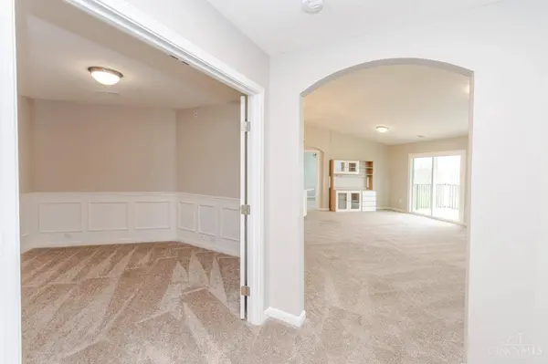 5203 Hazeltine Ln, Turtle Creek Twp, OH 45036