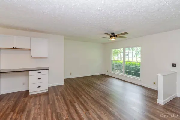 20 Timberwood Trl, Springboro, OH 45066