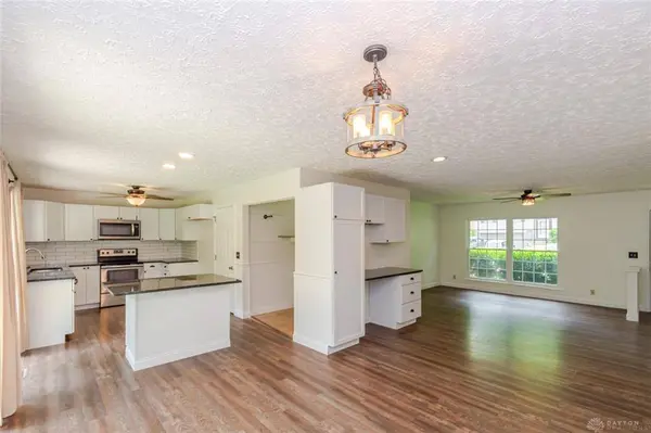 20 Timberwood Lane, Springboro, OH 45066