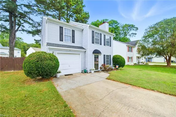 7 Thomas Nelson DR #Dr, Hampton, VA 23665