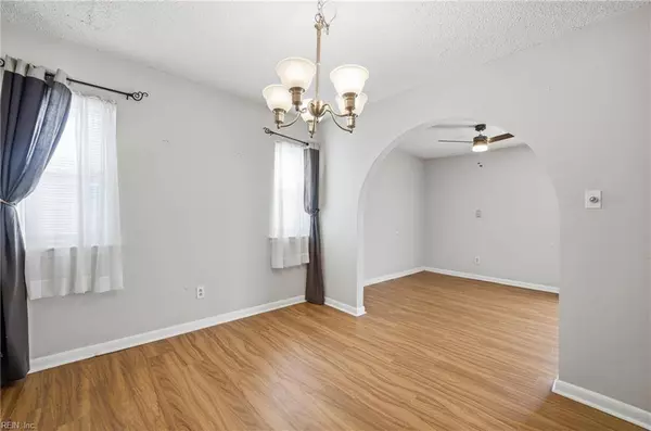 936 Fern Ridge RD, Virginia Beach, VA 23452