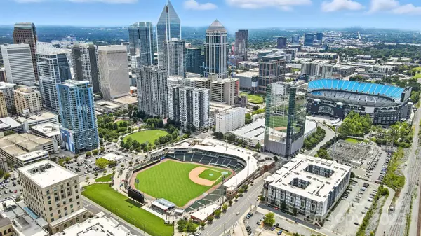 626 N Graham ST #309, Charlotte, NC 28202