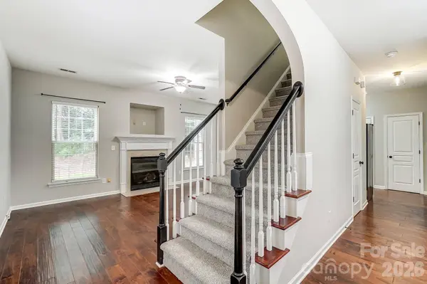 4914 Sunset Ridge CT, Charlotte, NC 28269