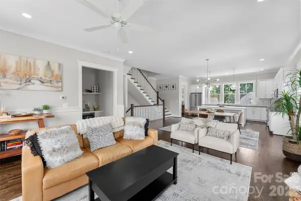 543 Greystone RD, Charlotte, NC 28209