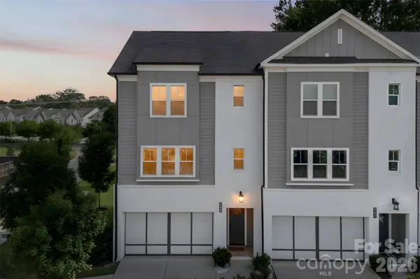543 Greystone RD, Charlotte, NC 28209