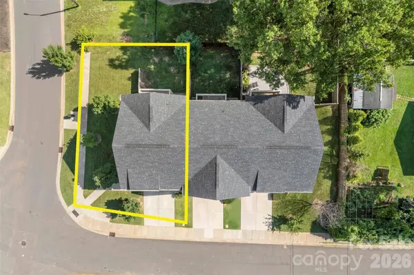 543 Greystone RD, Charlotte, NC 28209