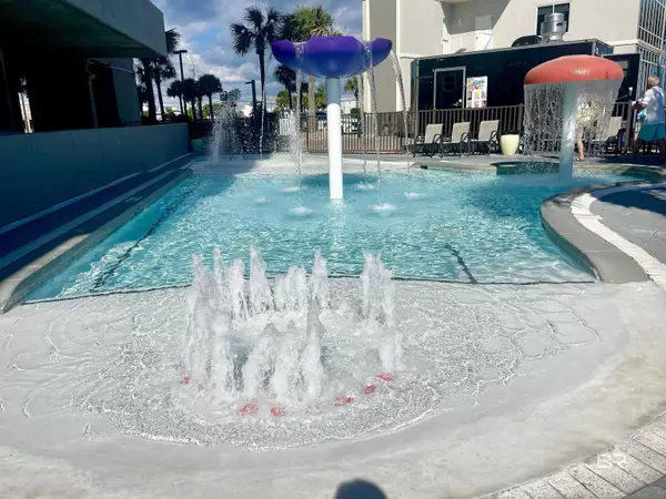 401 E Beach Boulevard #802, Gulf Shores, AL 36542