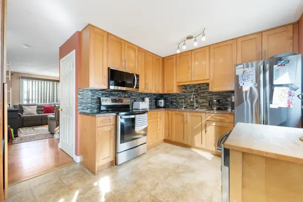 4360 58 St NE #80, Calgary, AB T1Y 4S4