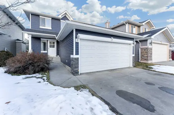 64 Bridlewood Gdns SW, Calgary, AB T2Y 3X6