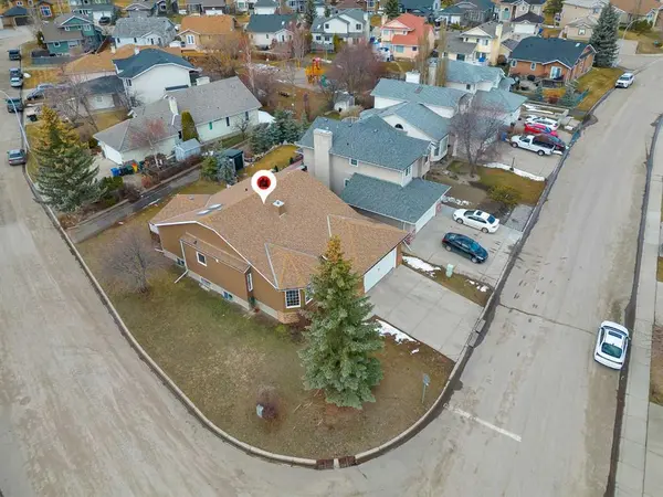 300 Lakeside Greens Cres, Chestermere, AB T1X 1C3