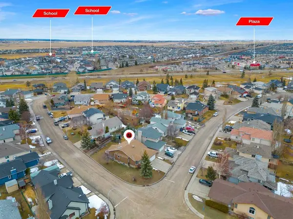 300 Lakeside Greens Cres, Chestermere, AB T1X 1C3