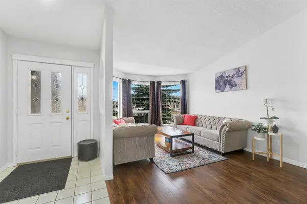 300 Lakeside Greens Cres, Chestermere, AB T1X 1C3