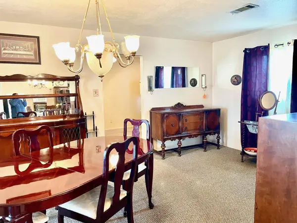 12840 10th Avenue, Hanford, CA 93230