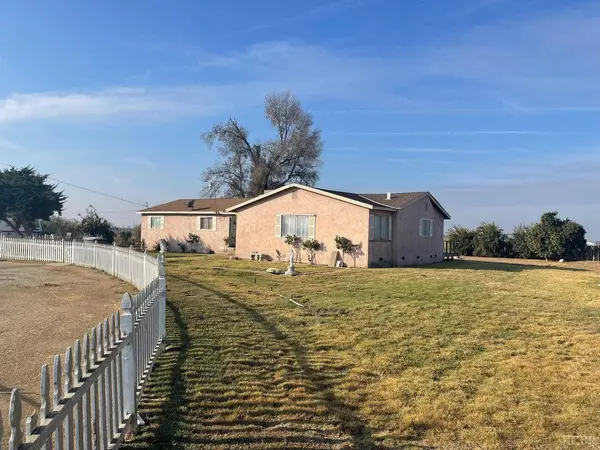 12840 10th Avenue, Hanford, CA 93230