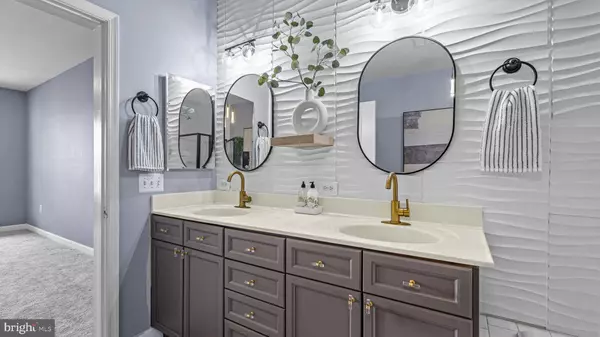 440 BELMONT BAY DR #302, Woodbridge, VA 22191