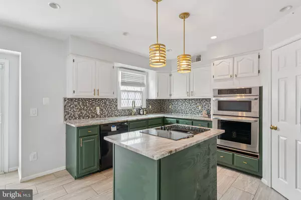 299 SAINT MICHAELS CIR, Odenton, MD 21113