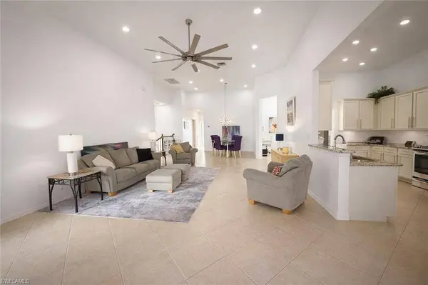 16571 Goldenrod LN #202, Alva, FL 33920