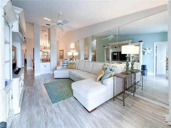 300 Horse Creek DR #503, Naples, FL 34110