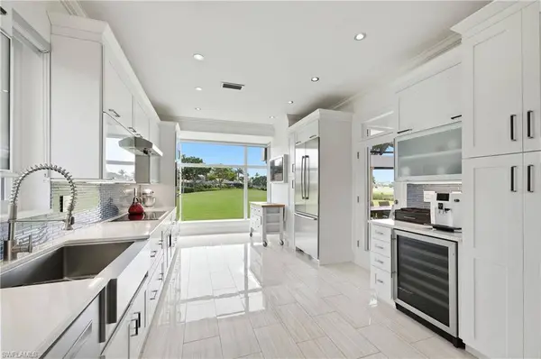 4451 Yacht Harbor DR, Naples, FL 34112