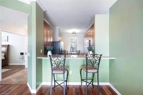 360 Robin Hood CIR #102, Naples, FL 34104