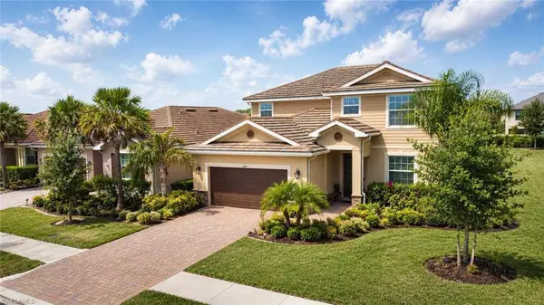 3697 E Hampton CIR