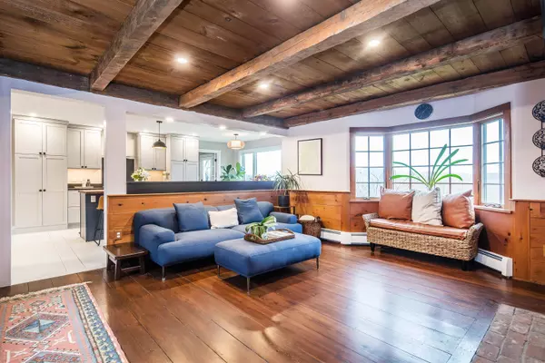 160 Spruce Knob RD, Middletown Springs, VT 05757