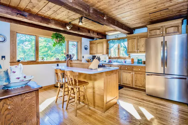 1975 Birch Hill RD, Brandon, VT 05733