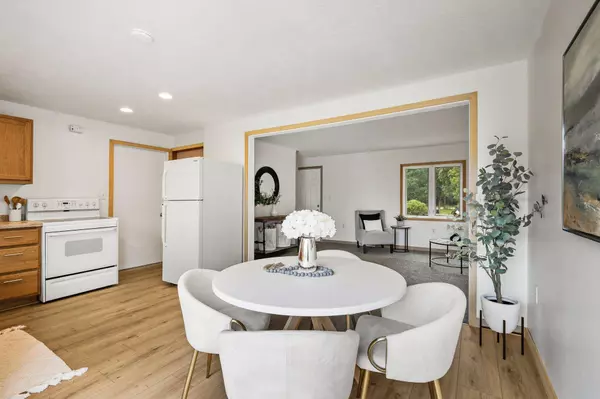 10509 Old Y Road, Mazomanie, WI 53560