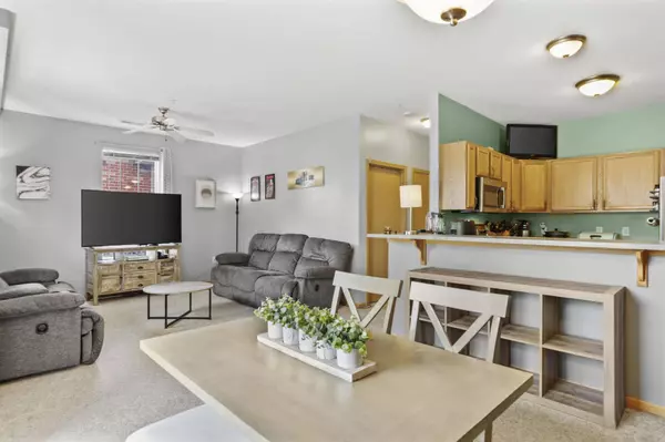 101 Metro Terrace #102, Madison, WI 53718