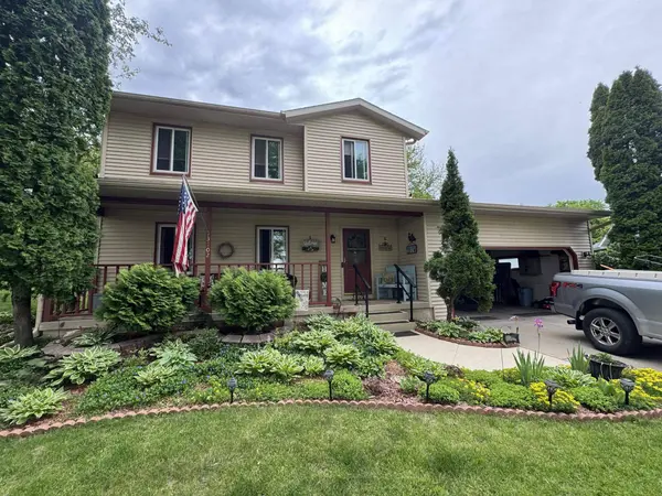 3702 Spring Hill Court, Middleton, WI 53562
