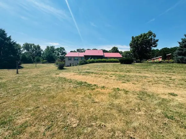N7214 Stoney Creek Road, Waterloo, WI 53594