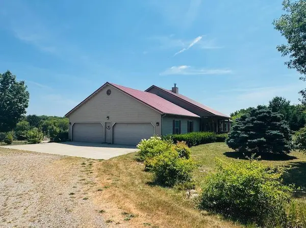 N7214 Stoney Creek Road, Waterloo, WI 53594