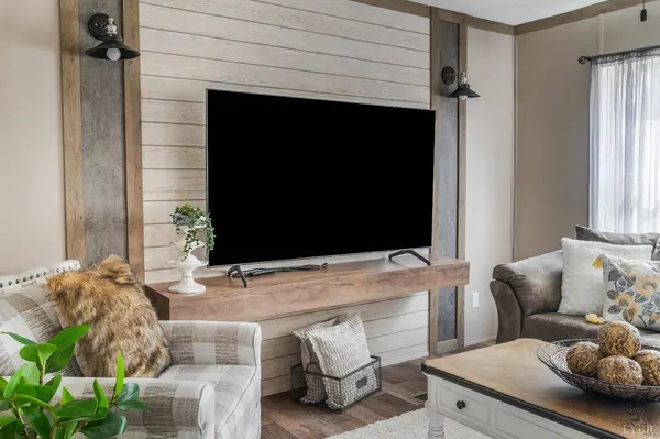 2480 Stage RD, Concord, VA 24538